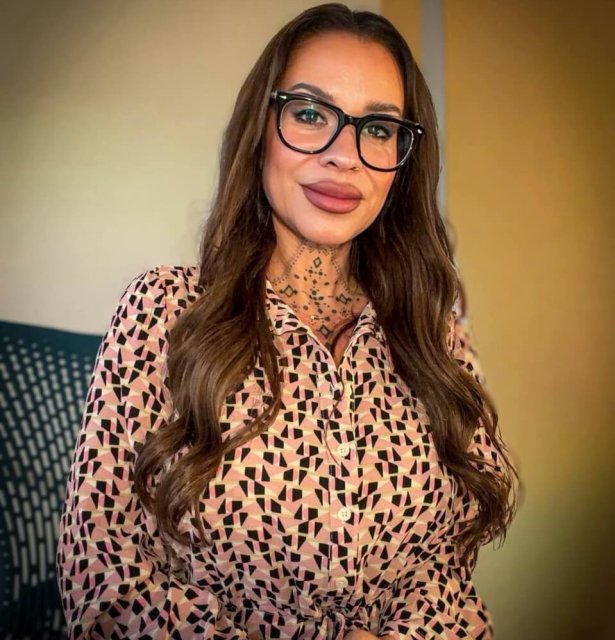 Karyn D. Ruiz-Cordell - Photo 2