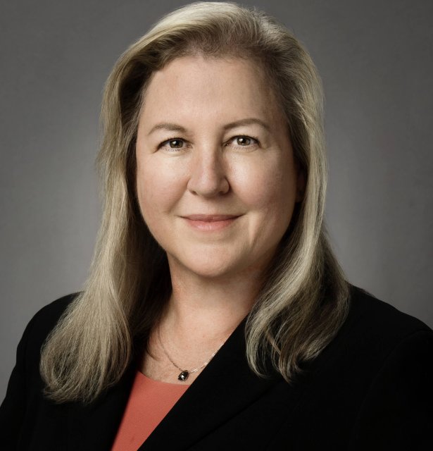 Deborah Hogue - Photo 2
